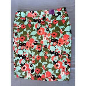 Lane Bryant Rear Zip Stretch Floral Pencil Skirt. Floral, Women's 16. NWT!!